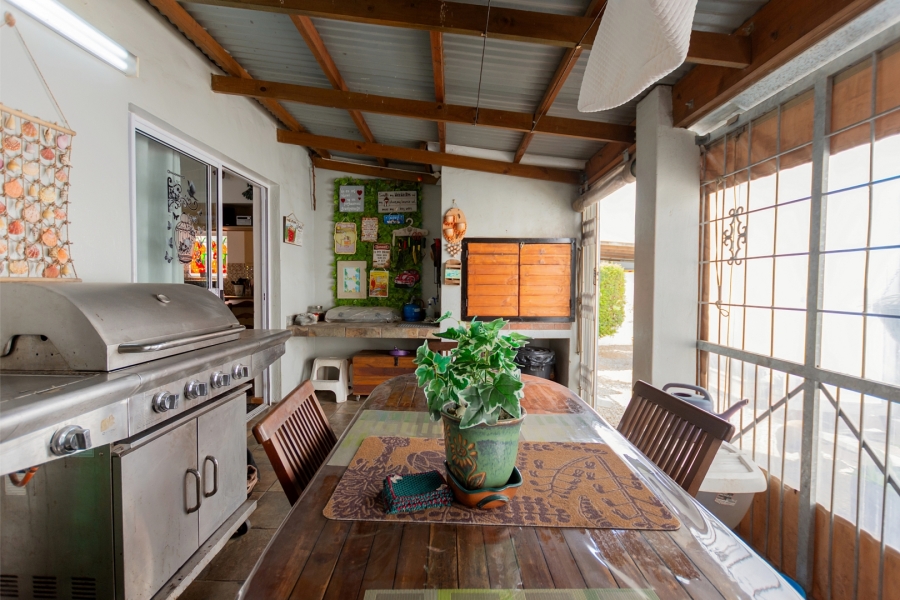 3 Bedroom Property for Sale in Laaiplek Western Cape